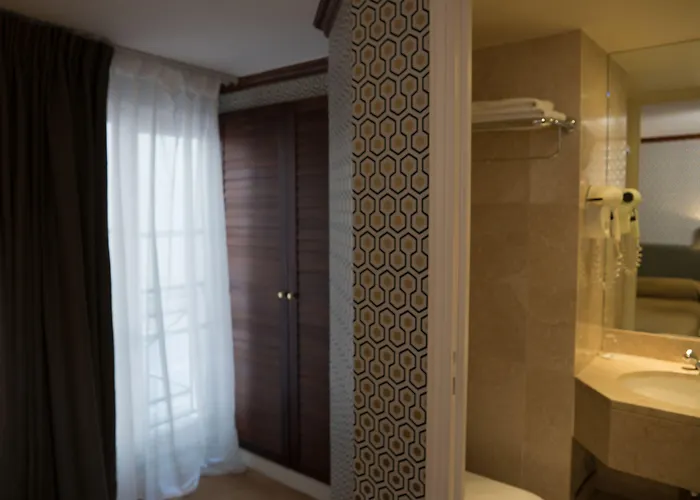 فندق دو دانوب سان جيرمان 3*