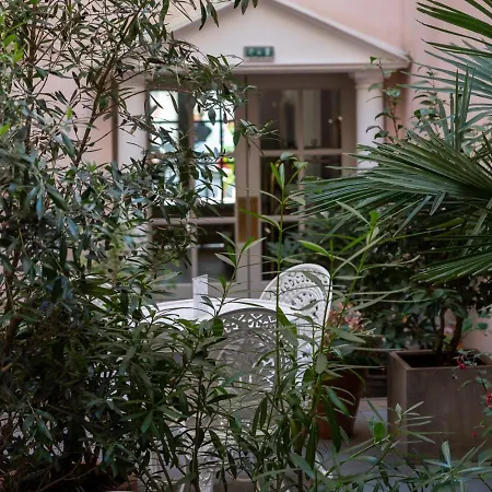 Hotel Du Danube Saint Germain