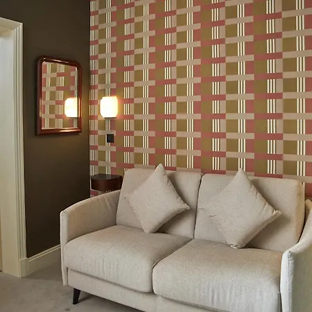 뒤 다뉴브 생 제르맹 호텔 파리