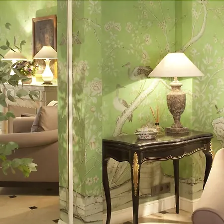 Du Danube Saint Germain Parigi