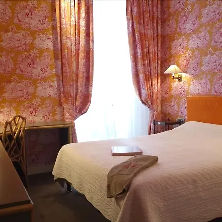 Du Danube Saint Germain Hotel