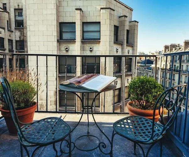 ホテル デュ ダニューブ サン ジェルマン パリ