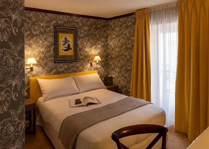 ホテル デュ ダニューブ サン ジェルマン パリ