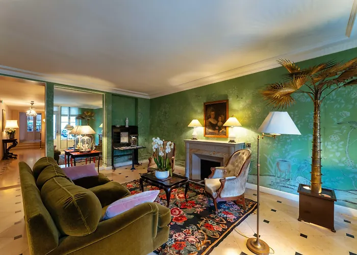 ホテル デュ ダニューブ サン ジェルマン