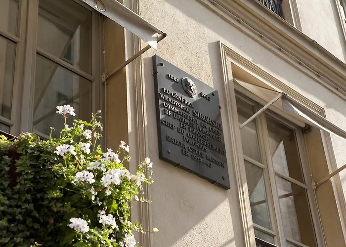 ホテル デュ ダニューブ サン ジェルマン